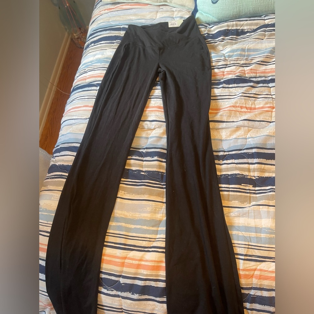 kohl’s SO flare leggings, size XS, new with tags